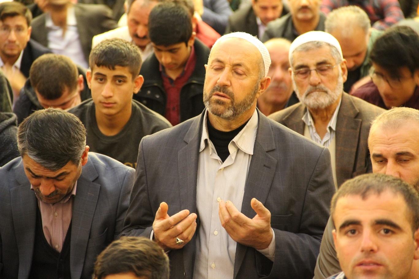 "Müslüman bir toplumda aileyi zayıflatacak hususlardan kaçınmalıyız"